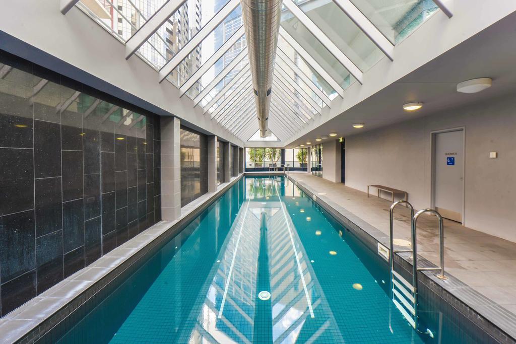 Staycentral - Cityviews On City Road Southbank Melbourne Bilik gambar