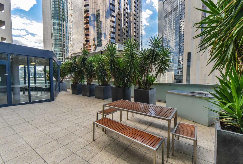 Staycentral - Cityviews On City Road Southbank Melbourne Bilik gambar