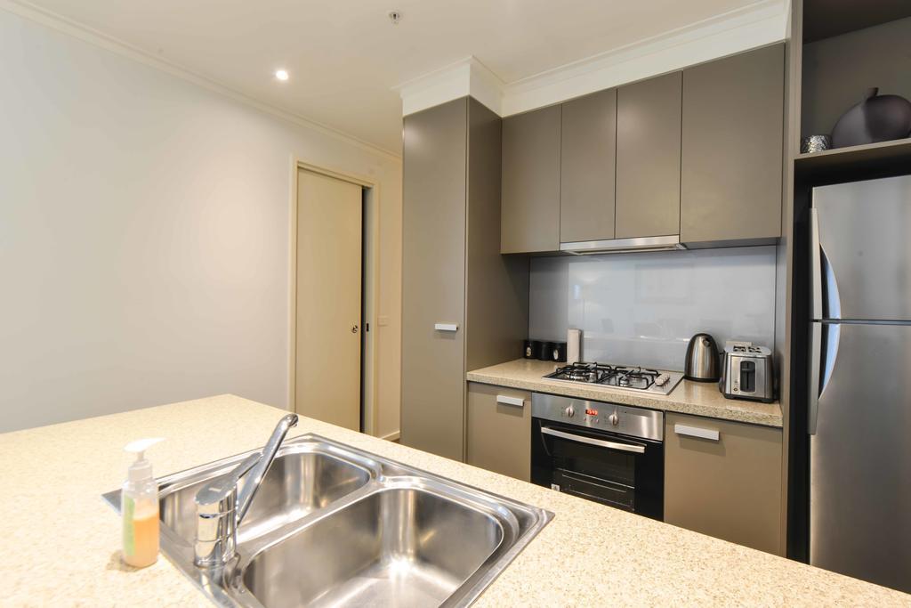 Staycentral - Cityviews On City Road Southbank Melbourne Bilik gambar