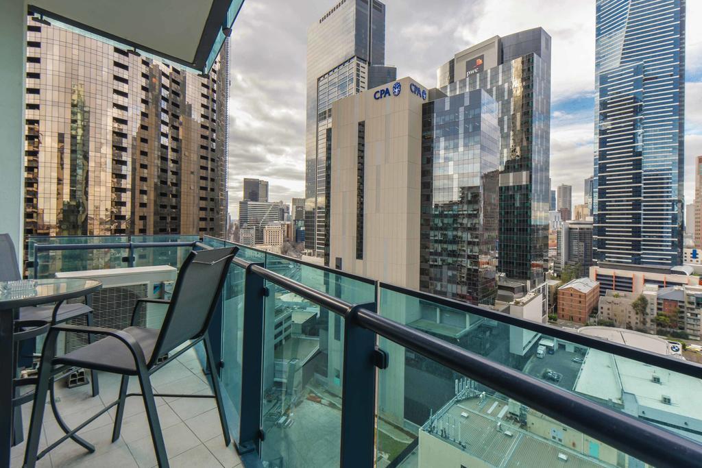 Staycentral - Cityviews On City Road Southbank Melbourne Bilik gambar